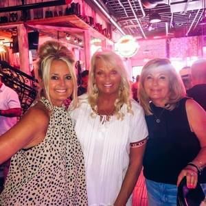 Meet your Posher, Janice